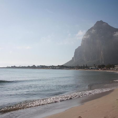 Hotel Riva Del Sole 산비토로카포 외부 사진